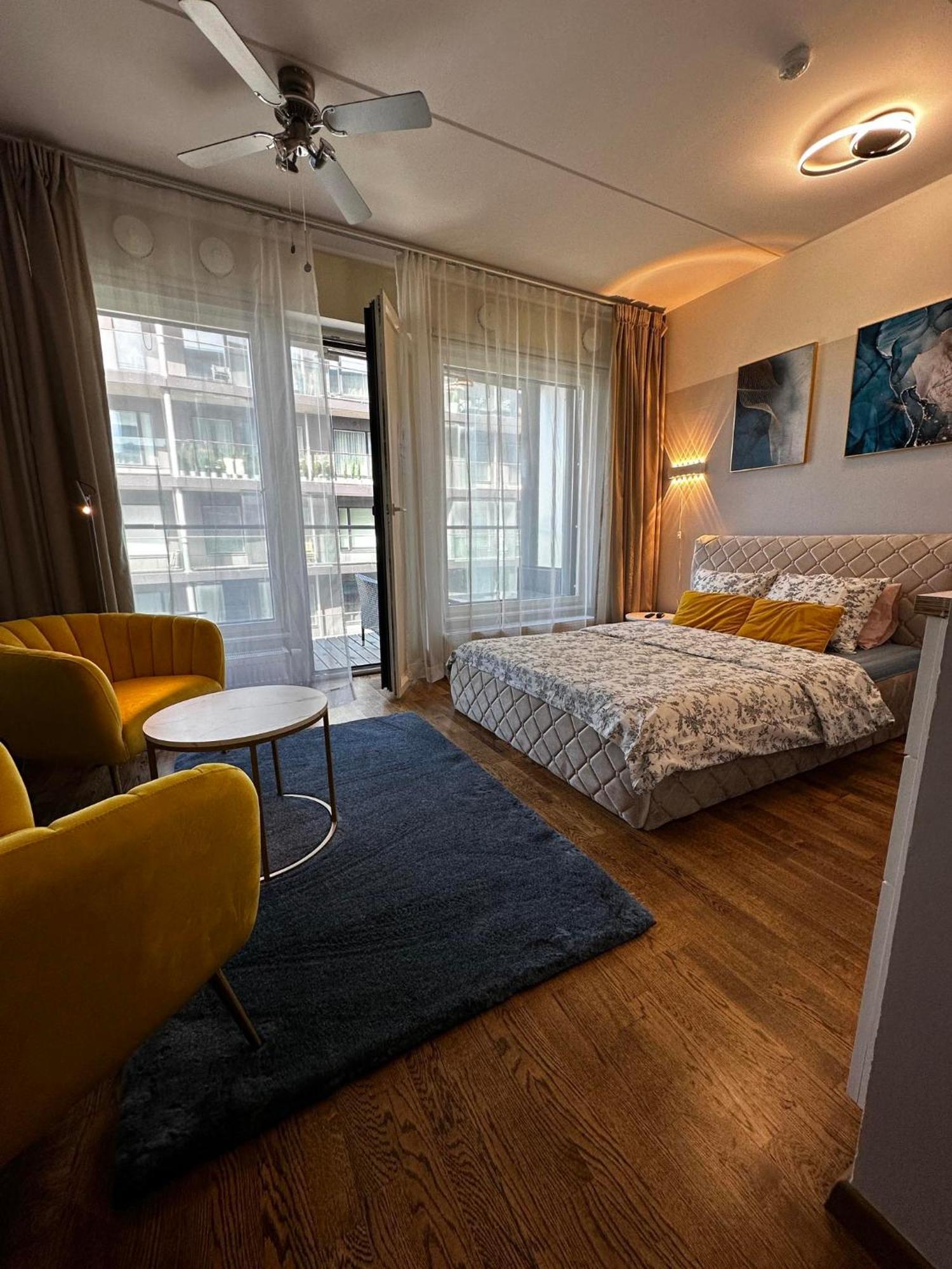 Appartement With Balcony In Centre Tallinn